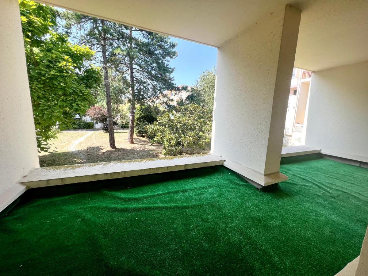 Superbe Appartement Avec Parking ラ・ロシェル エクステリア 写真